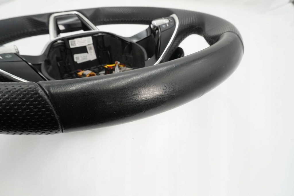 Воздуховод кожаный многофункциональный skoda octavia mk4 5e3419093am Доставка