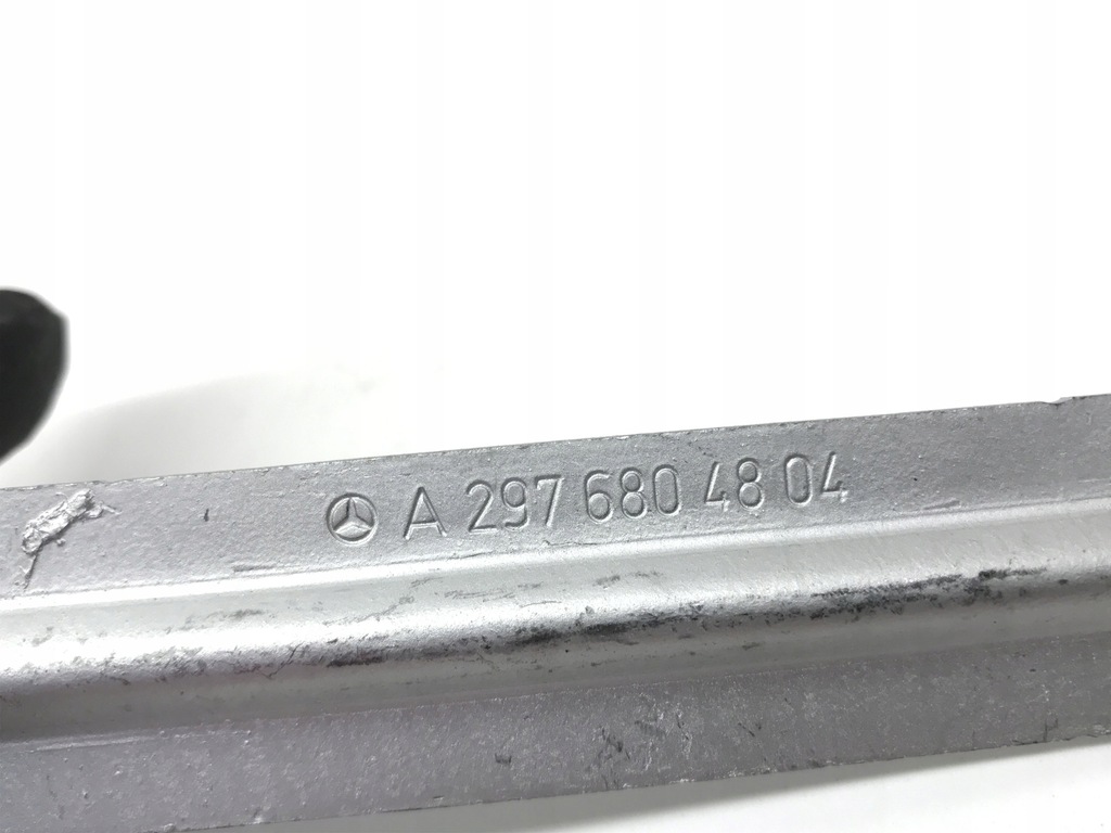 фото №10, New mercedes-benz eqs v297 передняя часть пол rear правый кронштейн a2976804804