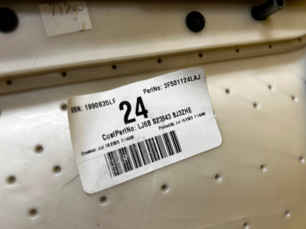 фото №10, Обшивка дверь левый перед ford escape mk4