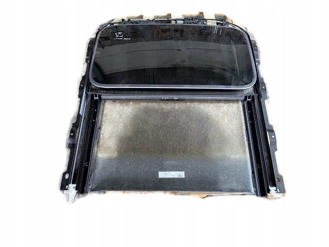 фото №1, Volvo s90 люк 2016 rok czarna шторка