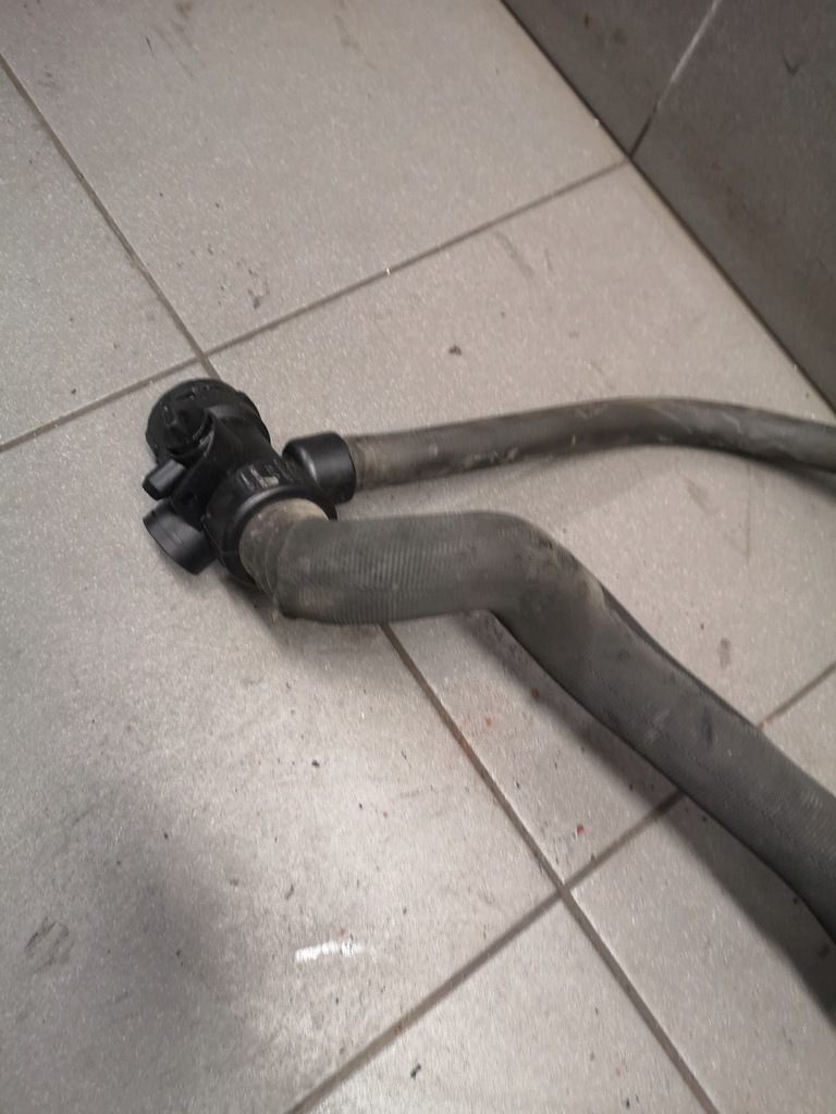 фото №6, Шланг wody audi a4 b7 2.0 tdi 8e0121049t