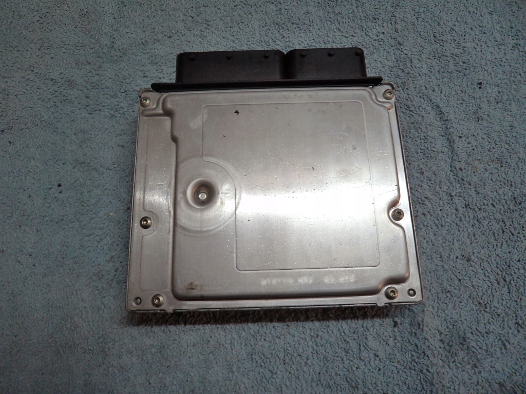 Блок управления двигателя - бортовой компьютер - mercedes w203 - a6461533079 - 0281011162 в Украине