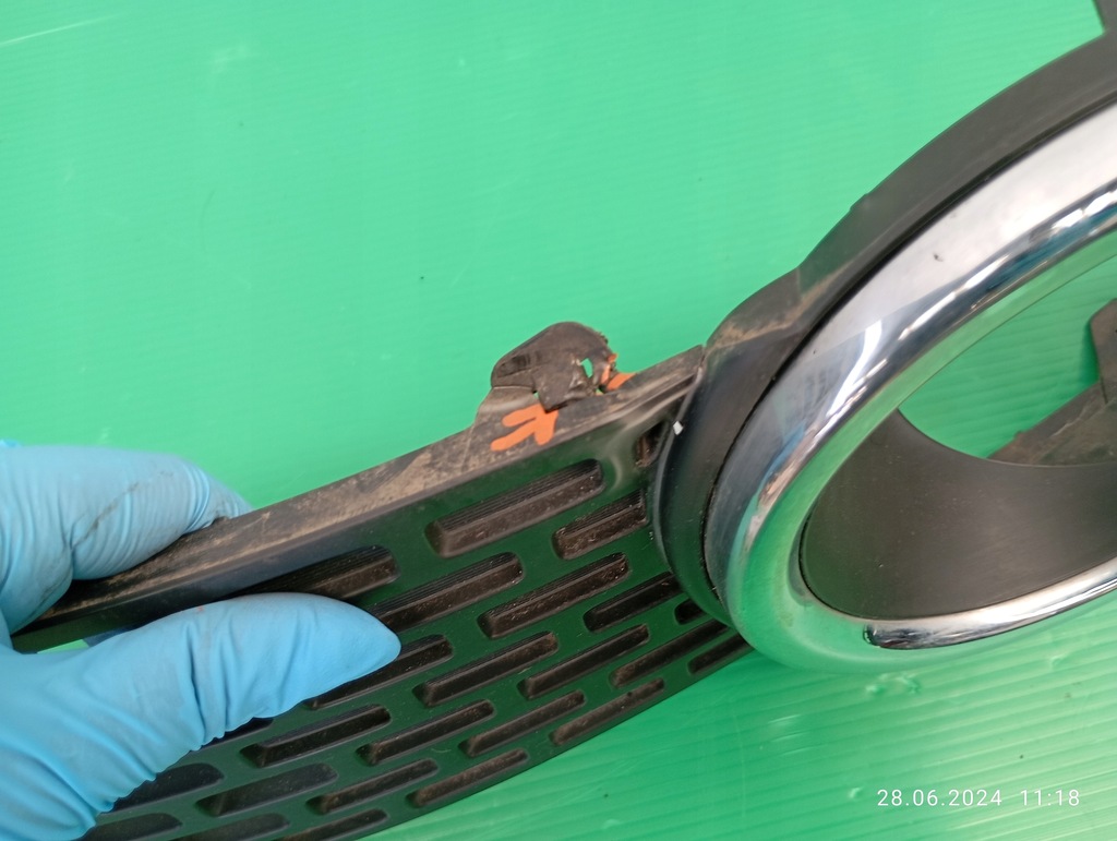 фото №5, Решётка бампера передняя левая suzuki ignis iii 71761-62r2