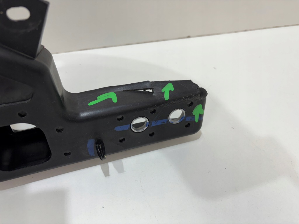 Ремінь передній підсилювач передній tesla 3 highland lift 1801911-00-d Київ