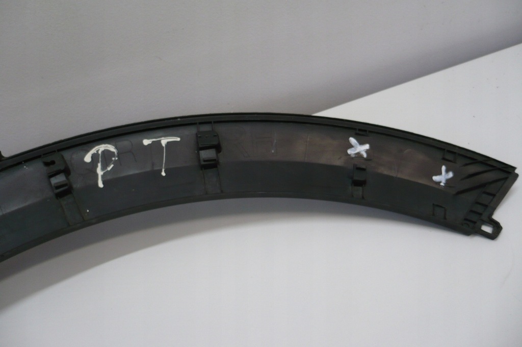 фото №11, Kia niro i 2016- молдинг крила права задня