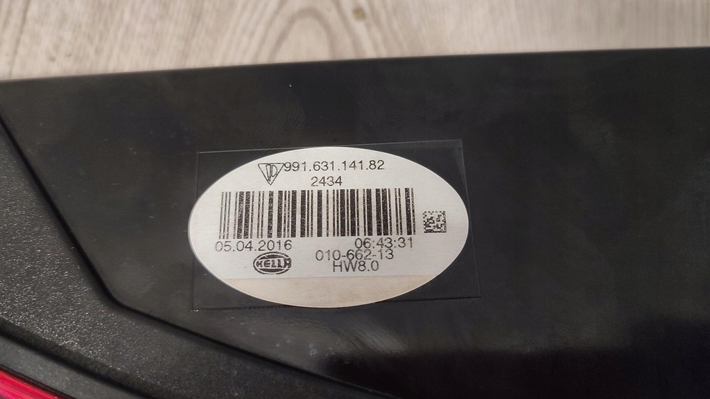 фото №8, Porsche 911 лампа правая задняя задняя 99163114182