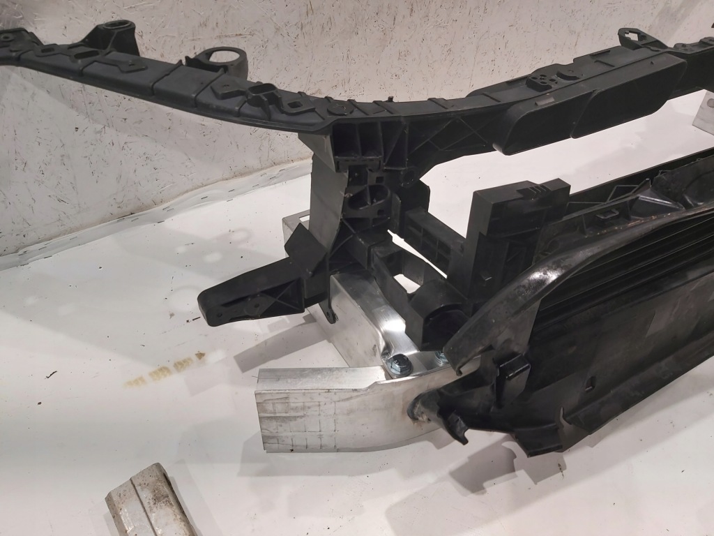 фото №4, Pas перед балка шторка mercedes a-klasa w177