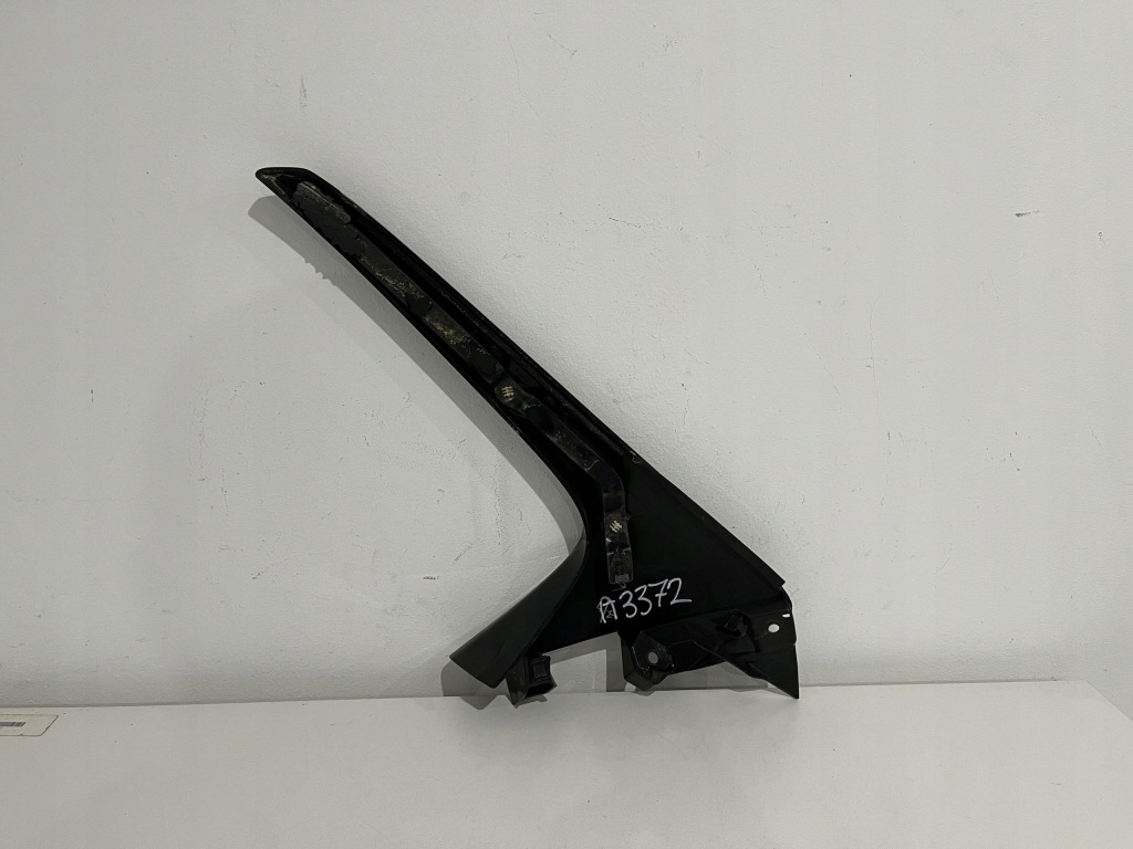 фото №7, Lexus nx i молдинг спойлер вітровик кришки правий задня 76087-78010