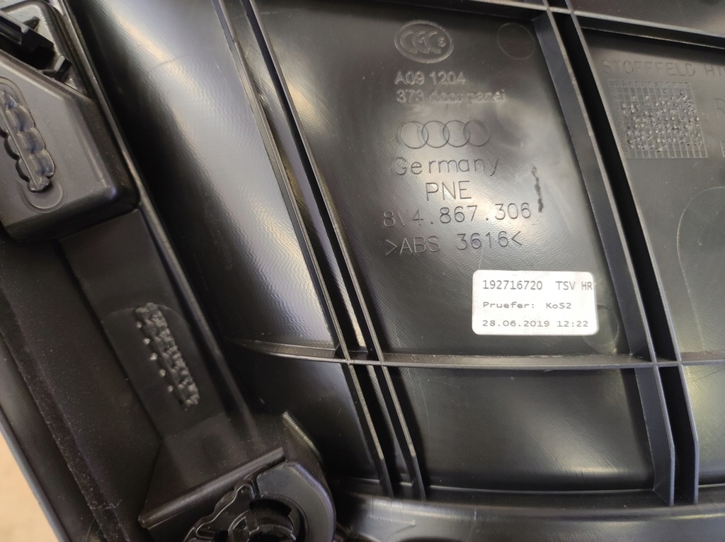 фото №8, Обшивка обивка дверь правый задняя audi a3 rs3 8v hb 5d alcantara