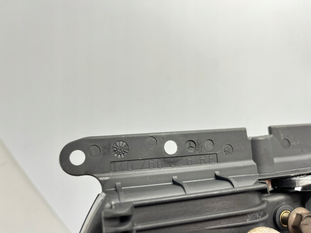 Ручка двері права передня правий перед внутрішня mercedes w140 1407600261 в Україні