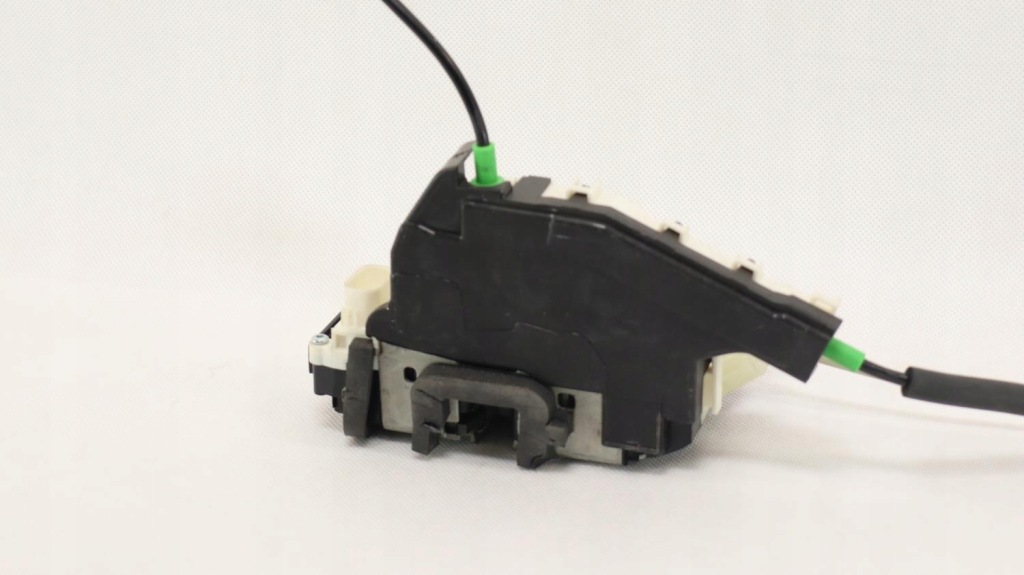 фото №10, Замок двері лівий перед tesla model x