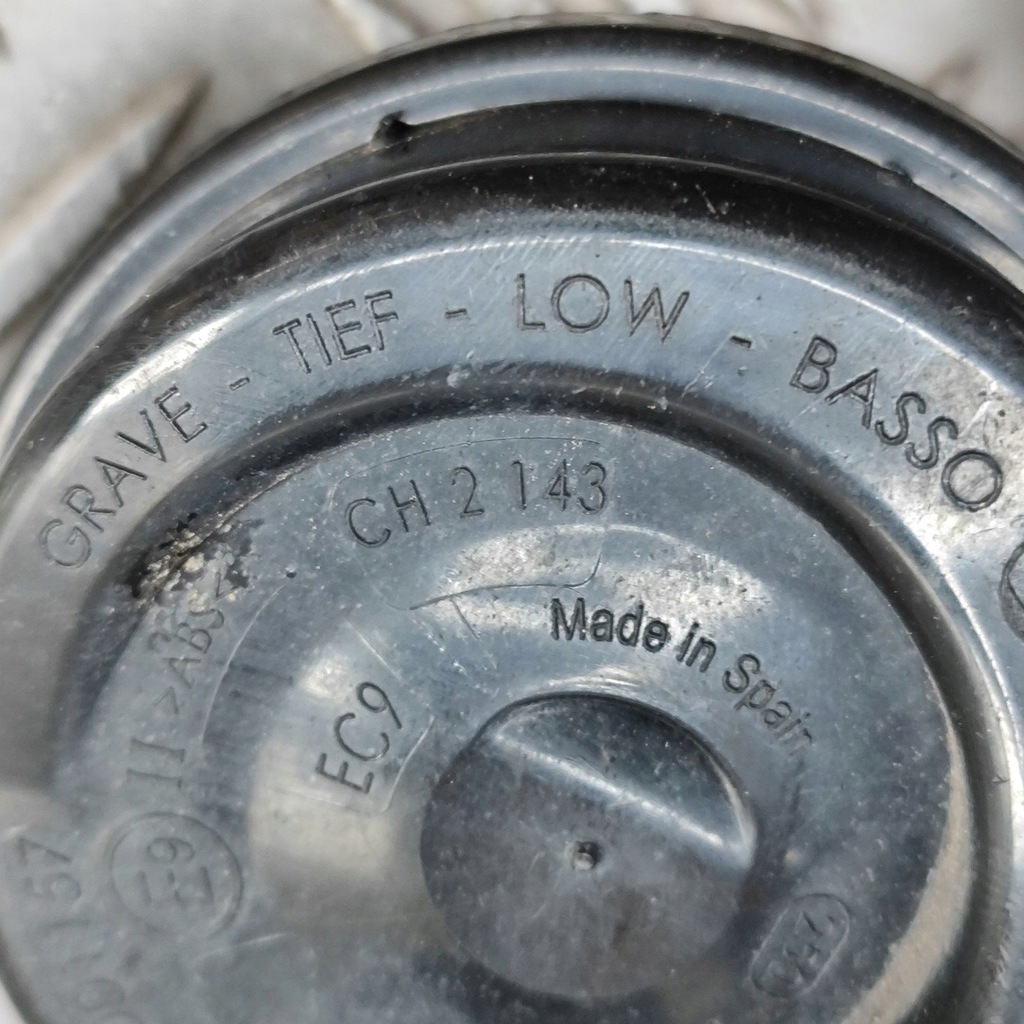 фото №8, Volkswagen id.4 2023 клаксон