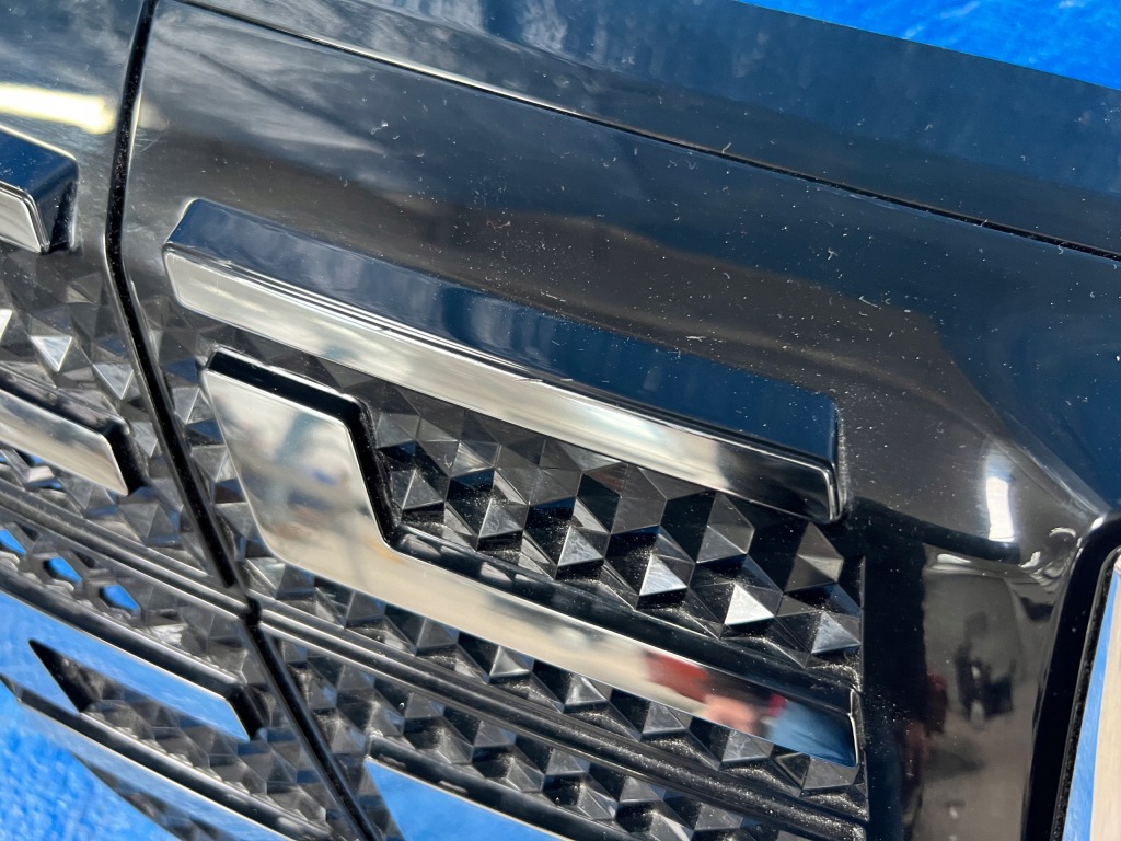 фото №2, Dacia spring решітка радіатора