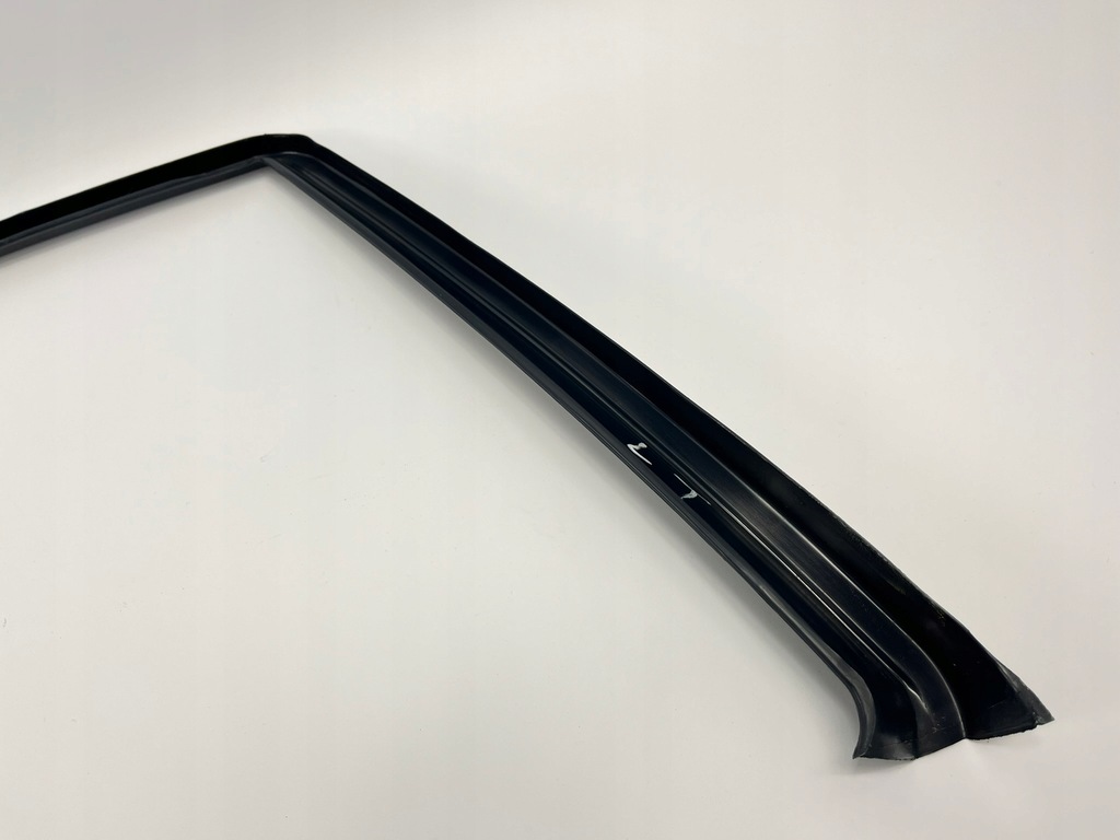 фото №13, Накладка рамки стекло дверь левый задняя задний mercedes w124 kombi 1247350371