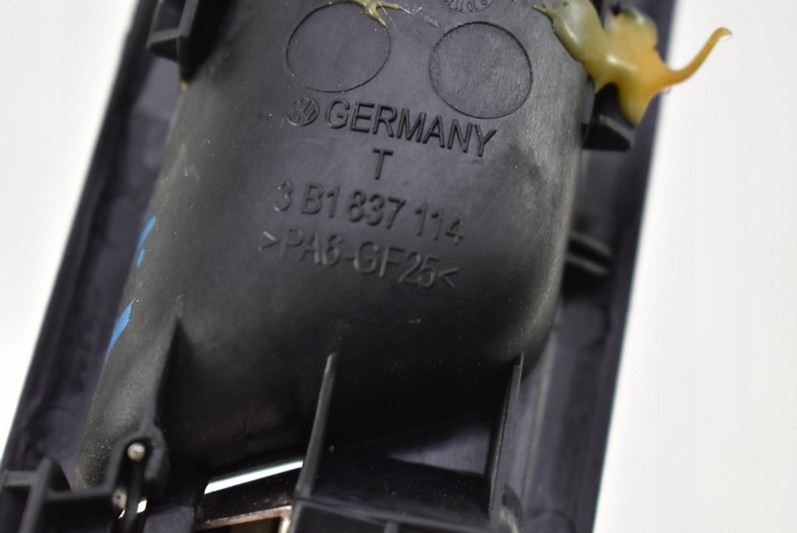 фото №4, Ручка внутрішня права перед vw bora 02r