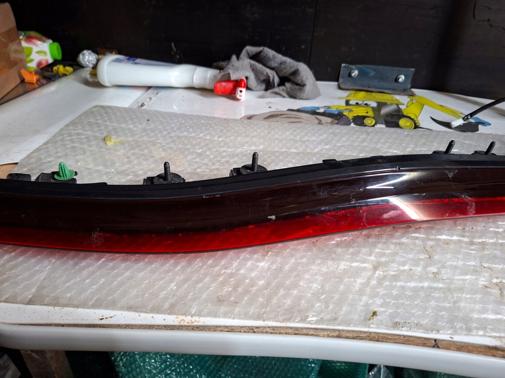 Toyota prius iv ліхтар фара стоп стоп-сигнал 81006-47041 Доставка