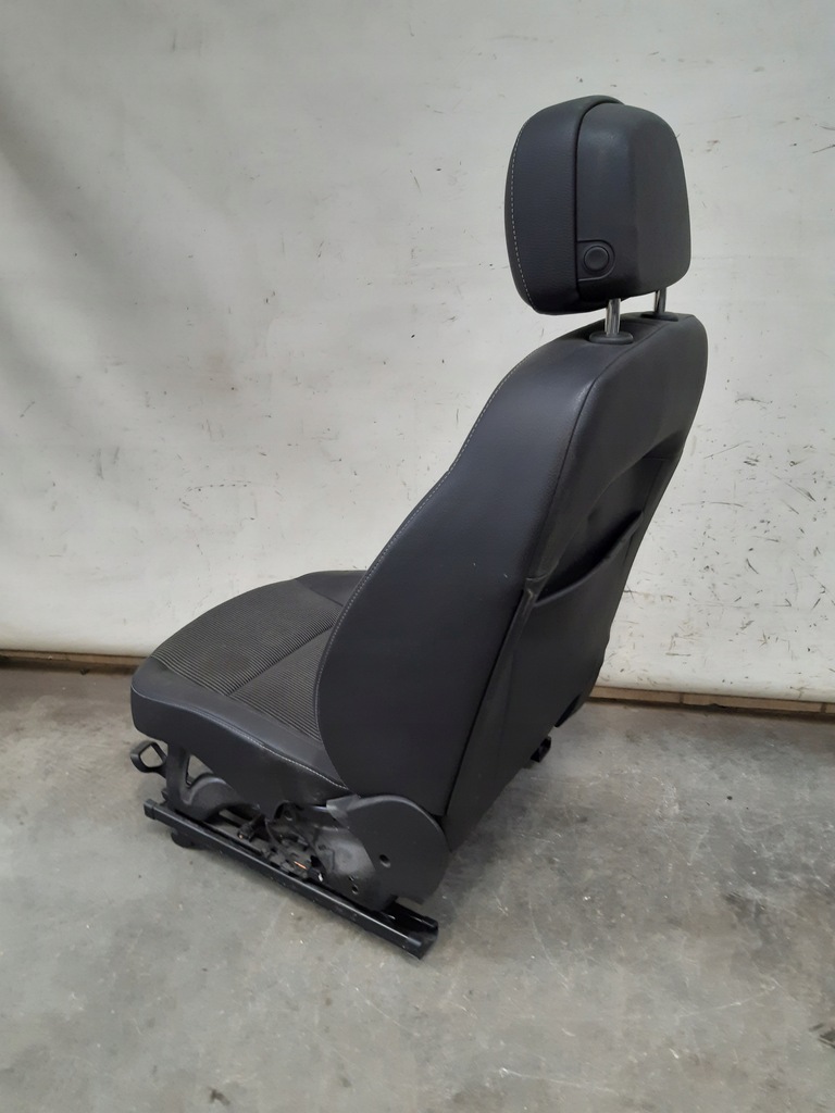 фото №10, Сидіння półskórka kombi kpl opel astra j