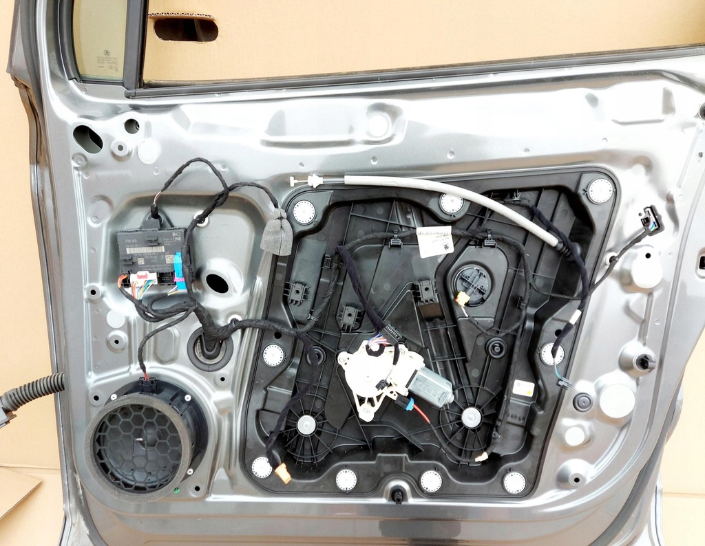 фото №10, Skoda enyaq 23r. дверь правый перед цвет ebjc 5la831312