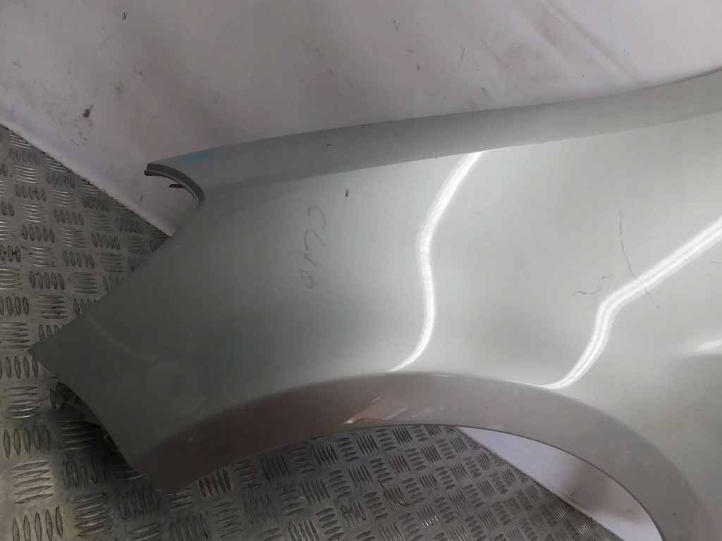 фото №2, Крыло перед передний левый renault clio iii 195