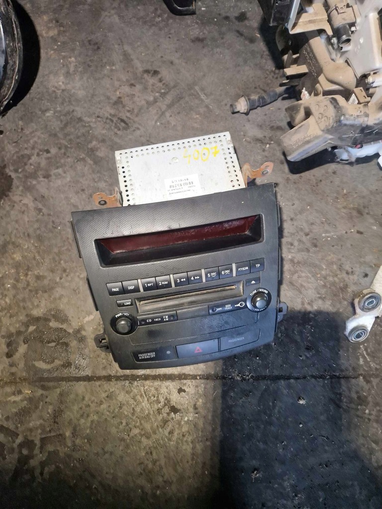 фото №1, Панель радио 8002a538xa peugeot 4007