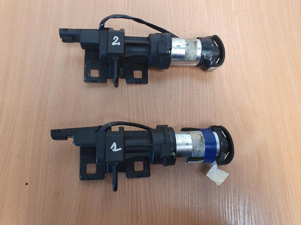 фото №1, Замок крышки задняя 82800515 renault vel satis