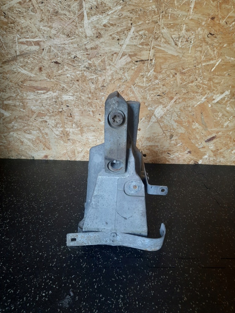 фото №1, Scania r башенка основание кронштейн кронштейн опрокидывания кабины 1728148