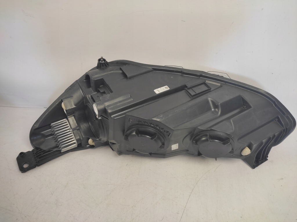 Ford focus mk4 фара правий перед звичайна + led Зі Шроту