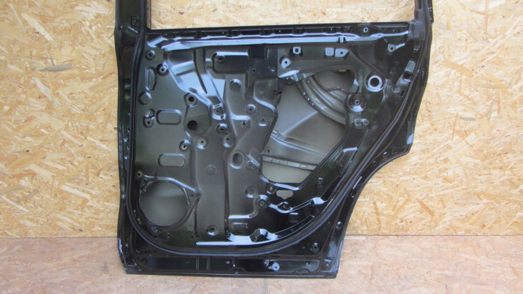 фото №10, Задние правое дверь toyota highlander iv 2019-