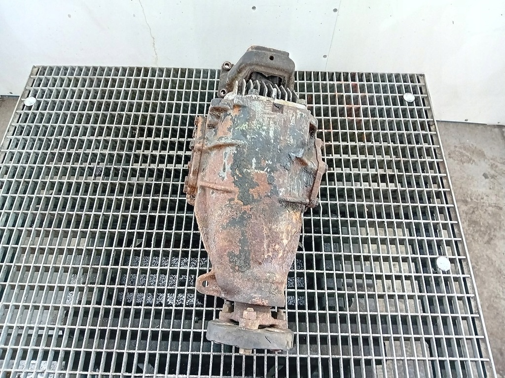 фото №1, Диференціал задня mercedes-benz w123 3.0 d