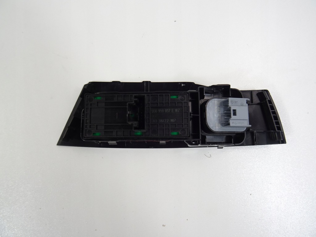 фото №8, Vw taigo переключатель окон левый перед 2ga867255m 5g0959857e 3g0959565b