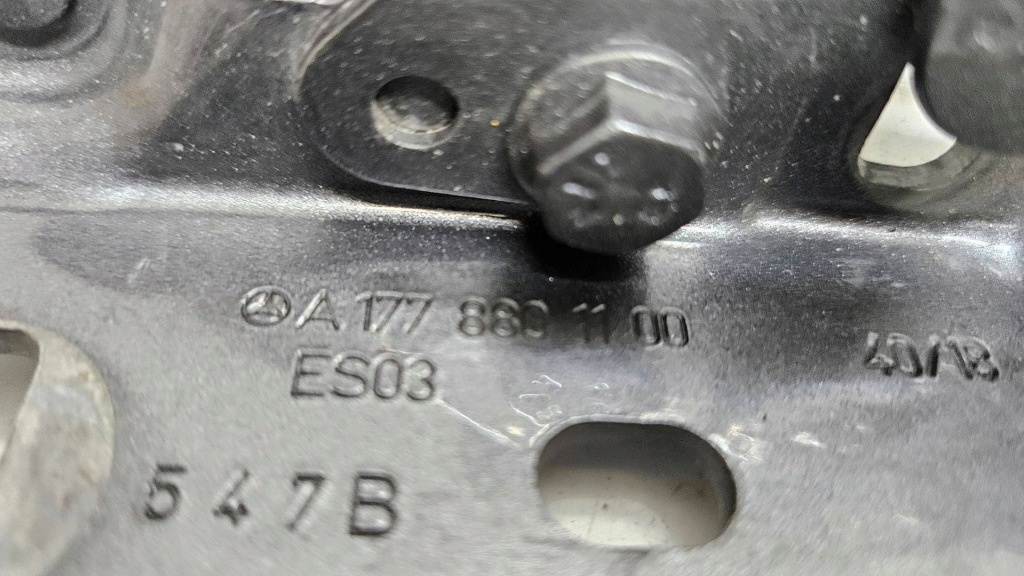 фото №8, Mercedes-benz a w177 петли капот пара