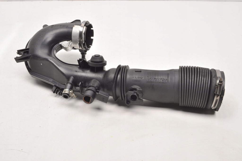 фото №11, Mercedes w117 w176 w246 1.6 труба воздухозаборник воздуха a2700901029