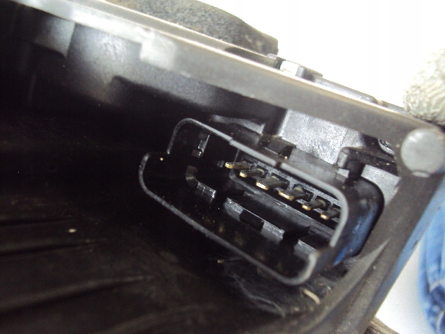 фото №5, Замок дверь правый перед renault clio iii 3d