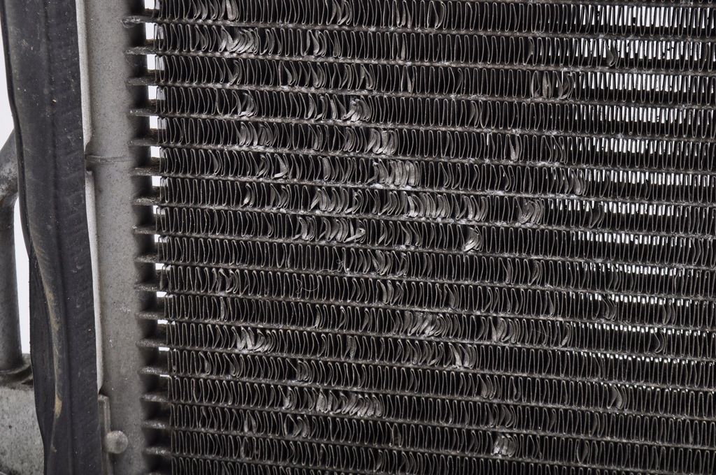 фото №14, Aston martin db11 4.0 радиатор кондиционера hy53-19710-ac