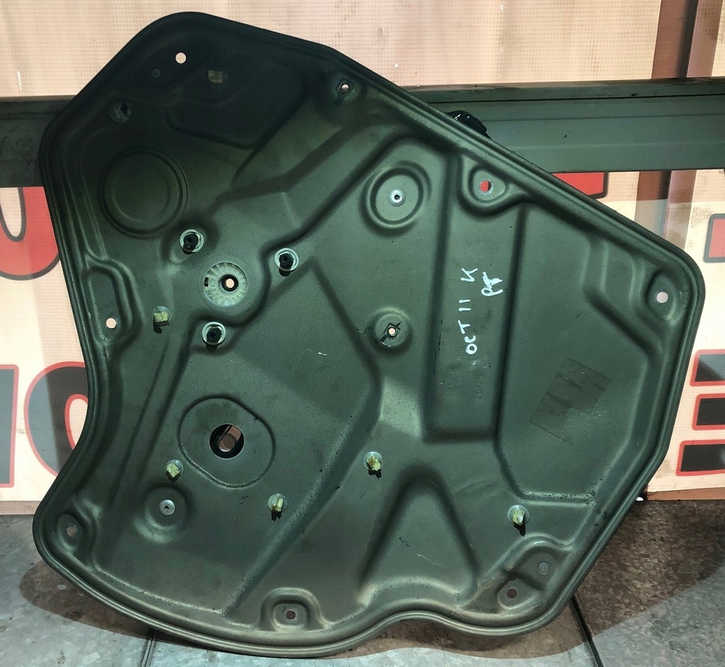 фото №1, Skoda octavia ii kombi механизм правый задняя