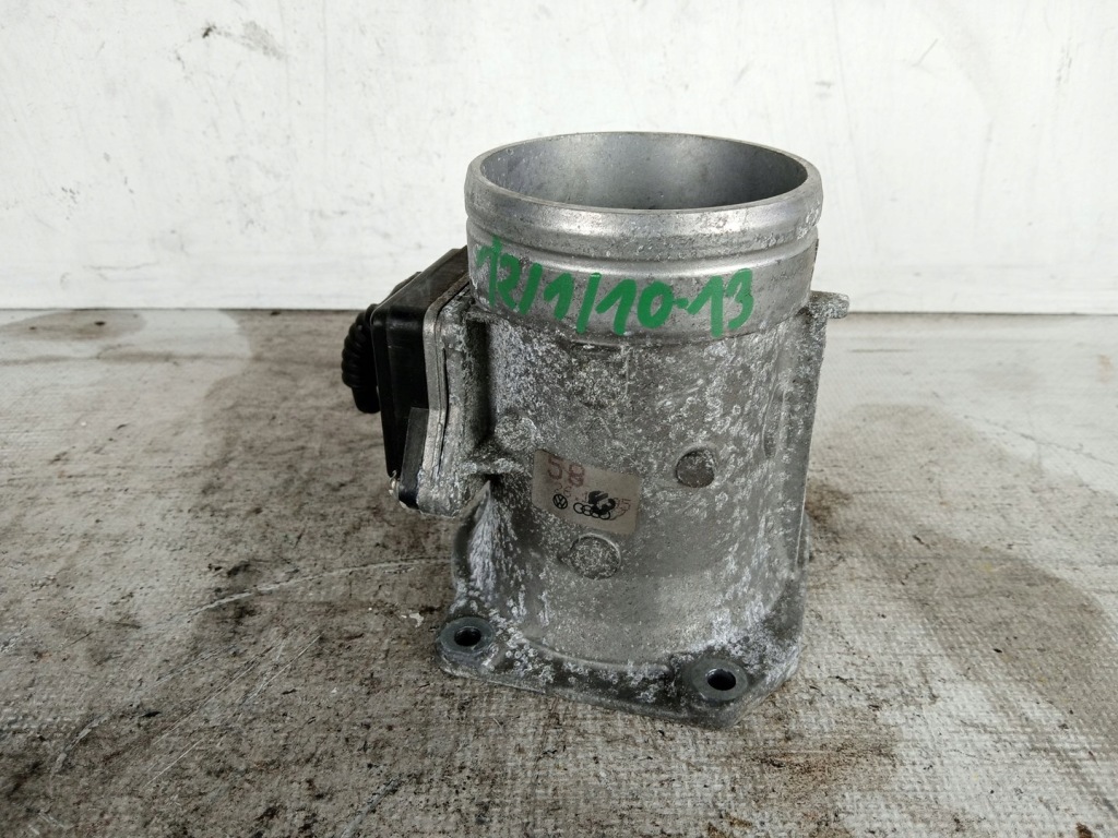 Купить Audi a4 b5 rzepływomierz 037906461b