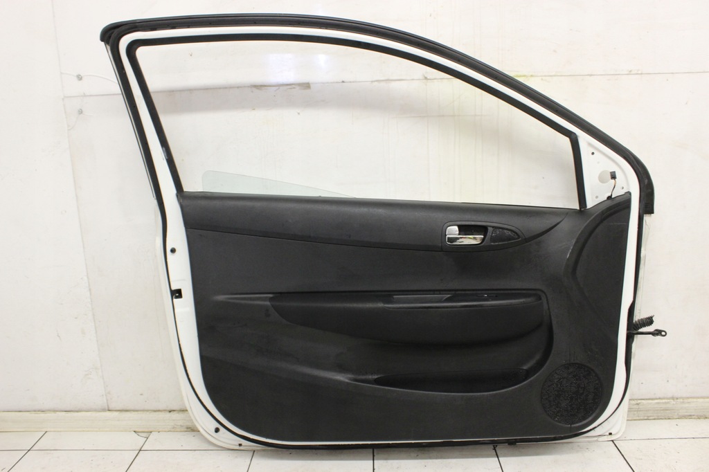 фото №12, Дверь левая левый перед hyundai i20 3d 2008- gt