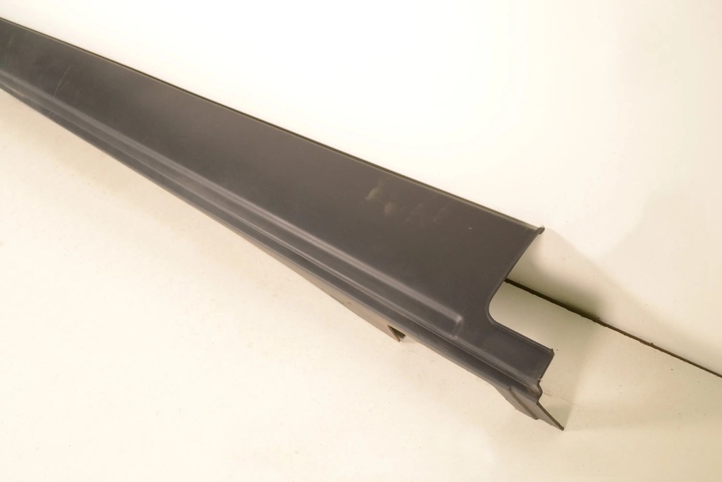 фото №3, Land rover range rover l405 2016 правая сторона порог