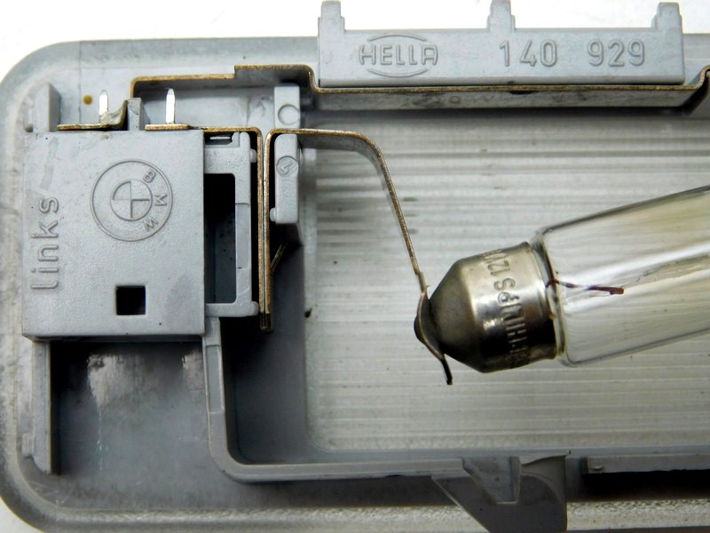 фото №6, R/21 bmw e36 лампа освітлення салону ліва /15