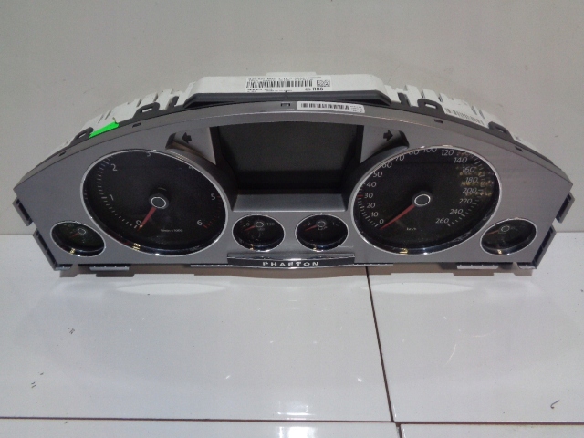 фото №11, Счетчик приборная панель vw phaeton lift ii 3,0 tdi 10-15 3d0920886l
