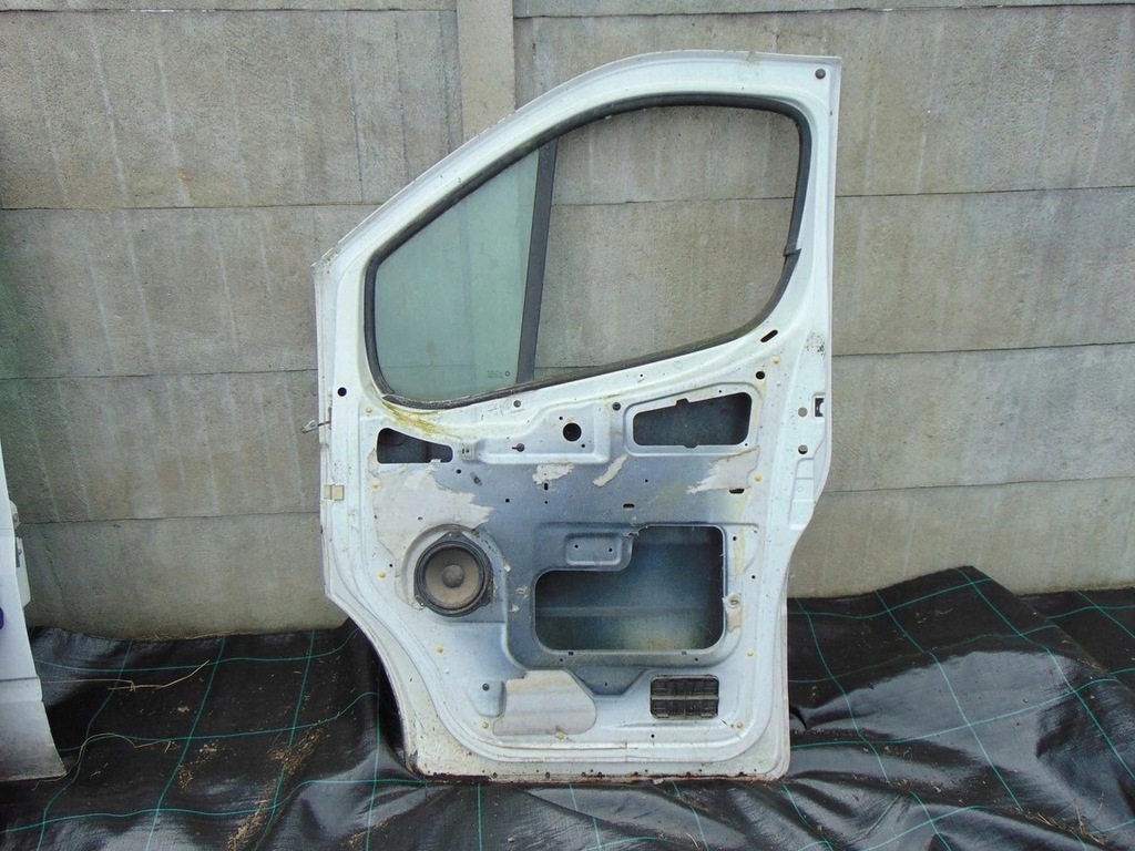 фото №8, Дверь правый перед vivaro trafic primastar