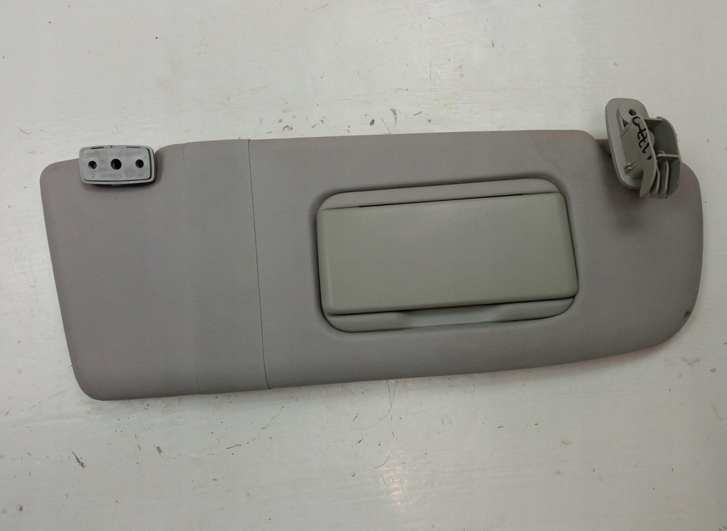 фото №1, Захист сонцезахисна ліва audi a4 1.6