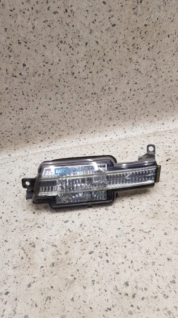 фото №1, Лампа крышки правый задняя subaru legacy iv lift kombi