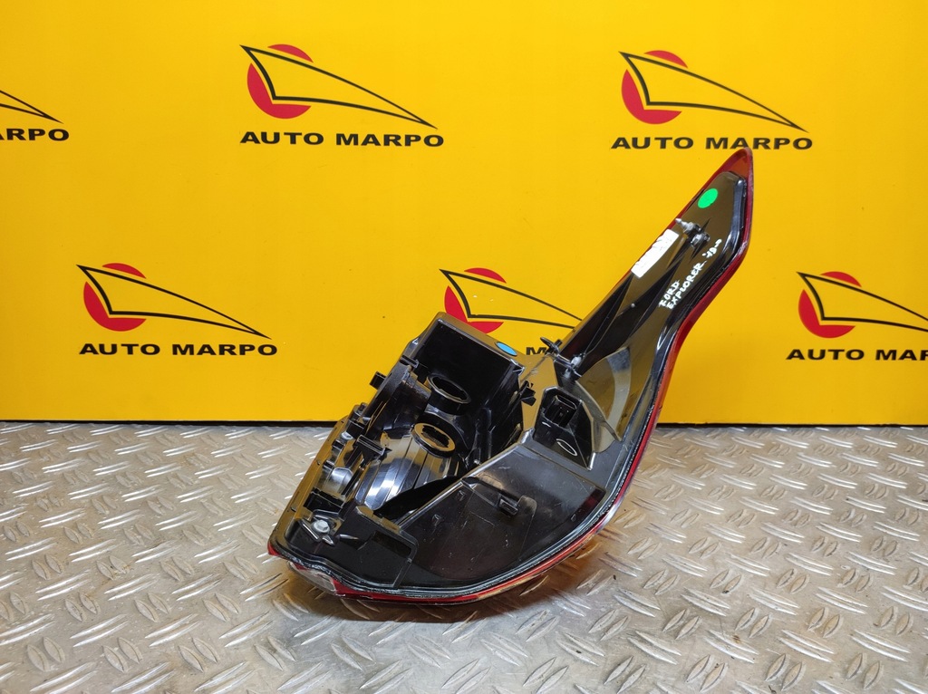 фото №9, Ford explorer 2019- лампа задняя задняя левая usa