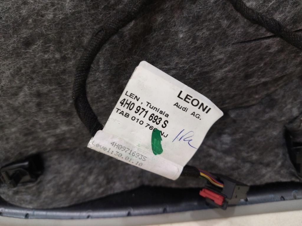 фото №10, 4h0868068 обшивка двері правий задня шкіра alcantara audi a8 d4 2010-2018r