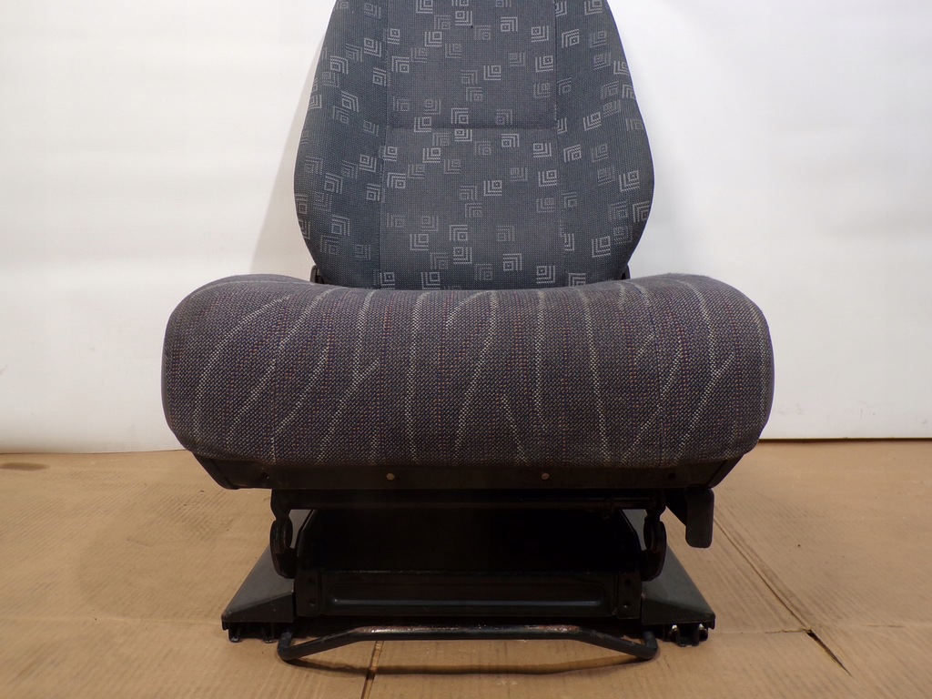 фото №4, Sprinter 901 903 vw lt 96-- сиденье передний водителя