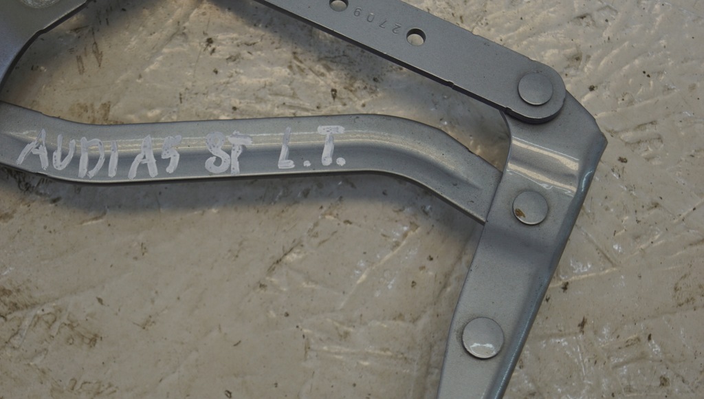 фото №6, Петля кришки лівий audi a5 8t cabrio 8f0827301a