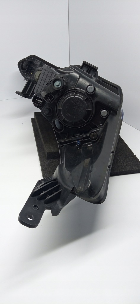 фото №11, Hyundai i20 ii 14- лампа фара левый перед обычная 92101-c8000