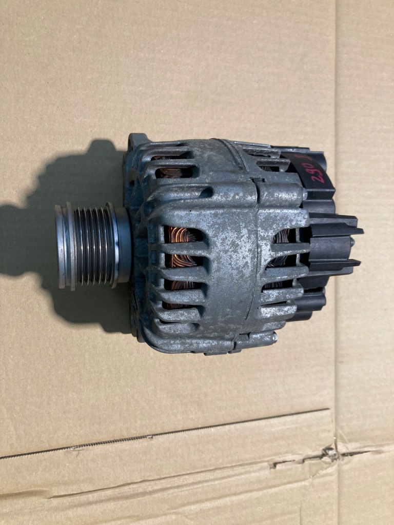 Купить Генератор vw skoda seat 04l903021c