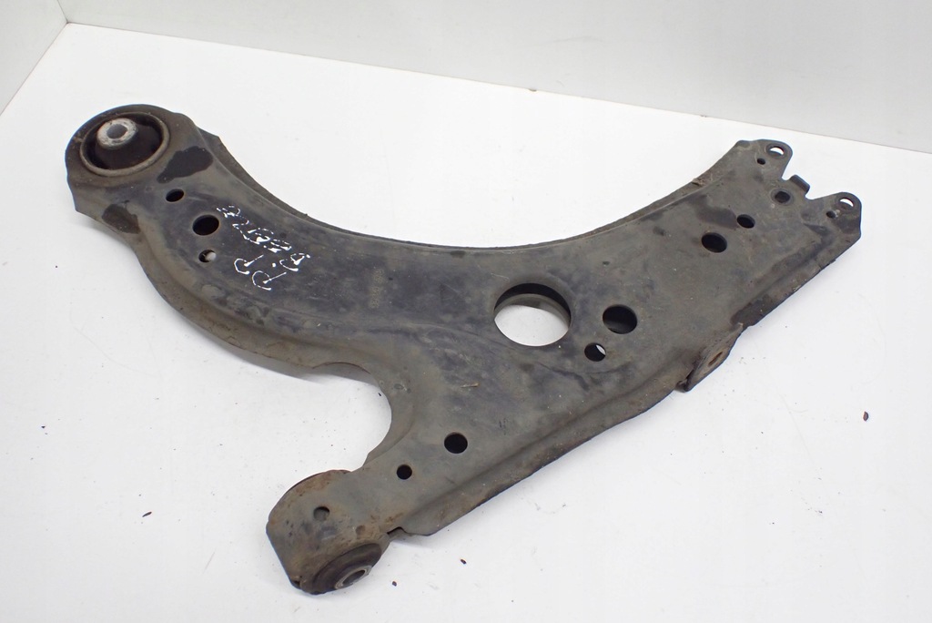 фото №1, Рычаг правый перед vw new beetle 98-05r